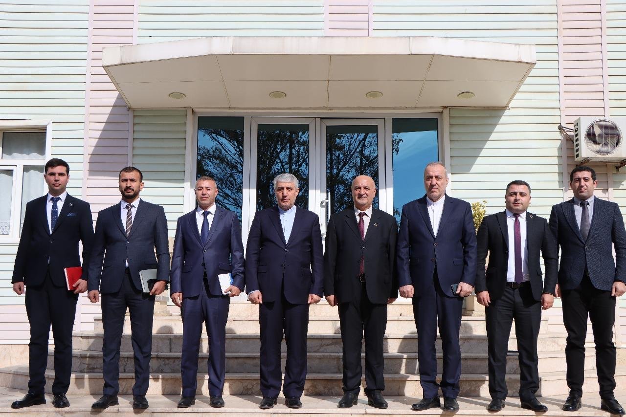 4 noyabr 2025-də İranın Azərbaycandakı səfiri Müctəba Dəmirçilu ‘Cahan Şirkətlər Qrupu’nu ziyarət edib.